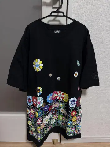 무라카미 다카시 모노노케 교토 꽃무늬 반팔 티셔츠 블랙