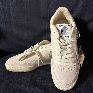 Reebok SixTONES 스니커즈