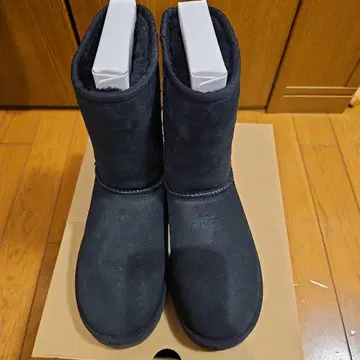 블랙 숏 어그 부츠