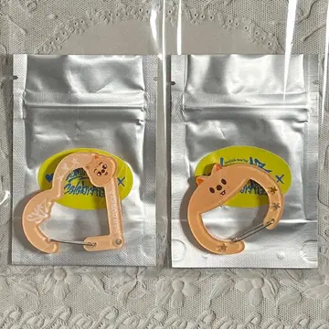 SKZOO ACRYLIC CARABINER 한쿼카 2종