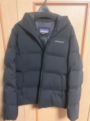 patagonia 블랙 다운 자켓 M