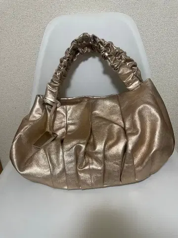 훌라 FURLA FURLA 가죽 메탈릭 컬러