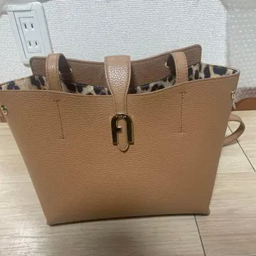 FURLA 베이지 토트백