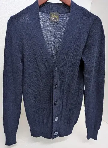 Letroyes 루트로와 울 하이 게이지 V넥 가디건