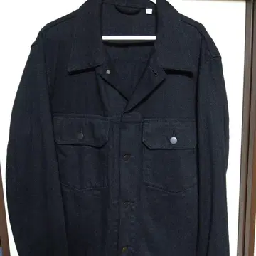 UNIQLO 블랙 자켓