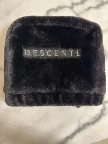 DESCENTE 블랙 골프헤드커버