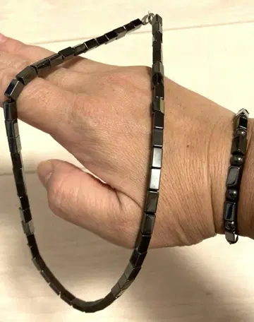 비즈 목걸이 팔찌 포함