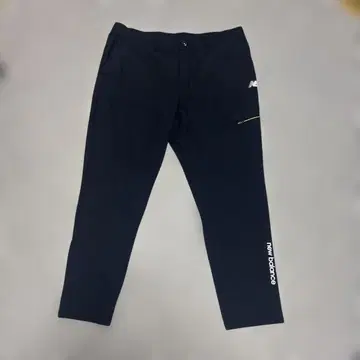 New Balance 블랙 팬츠 지퍼 포켓 부착