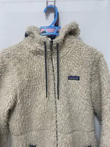 Patagonia 플리스 코트 베이지