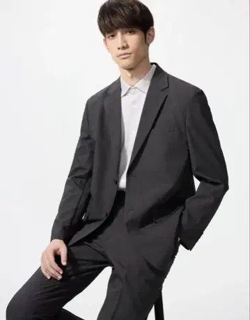 [ 미사용 ] 유니클로 UNIQLO 감동 자켓 다크 그레이 M 사이즈