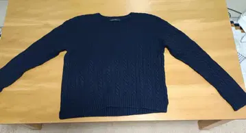 MACPHEE 네이비 케이블 짜임 스웨터 S 사이즈