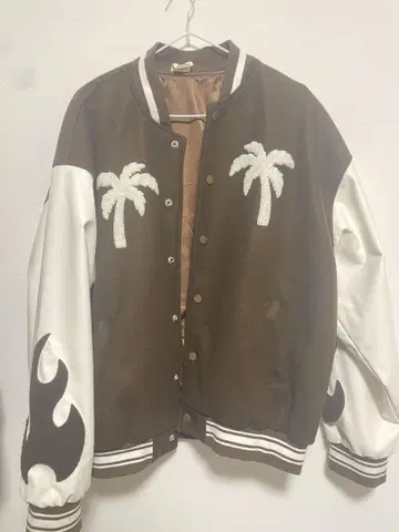 PC TOKYO knockknock 바시티 자켓