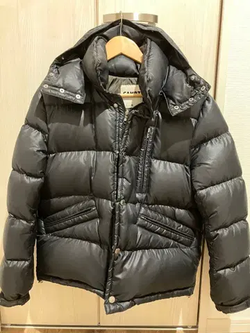 CAMP7 블랙 다운 자켓 S 사이즈