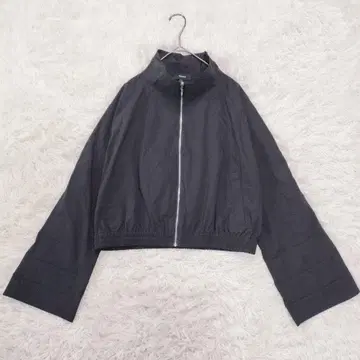 [ 새상품급 ] 띠어리 Theory 크롭 자켓 블랙 S