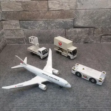 JAPAN AIRLINES 미니카 세트 4점 토미카