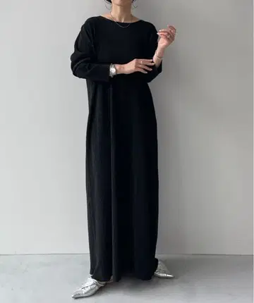 weegs 데일리 데일리 슈퍼 스트레치 크루넥 플리츠 원피스