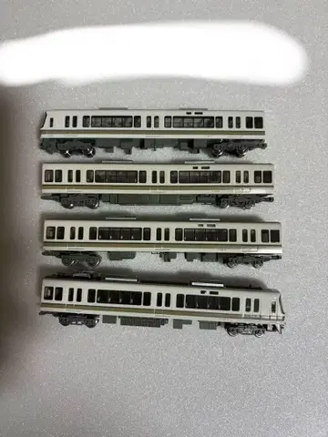 KATO 221계 4량 묶음 판매 가격 인하 없음