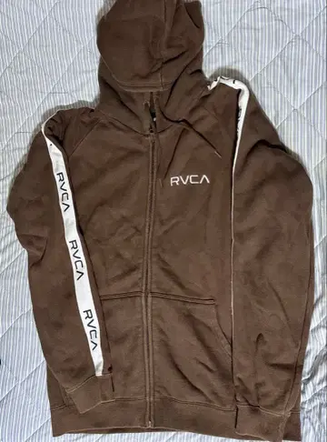 RVCA 지퍼 후드티