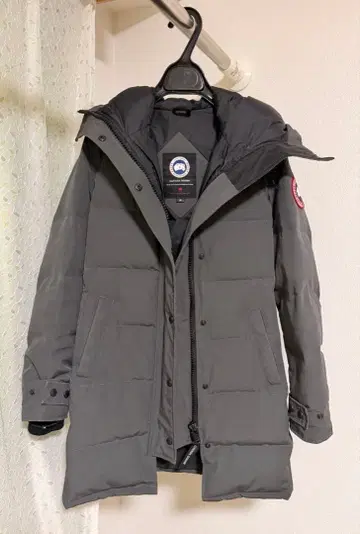Canada Goose 다운 자켓 그레이