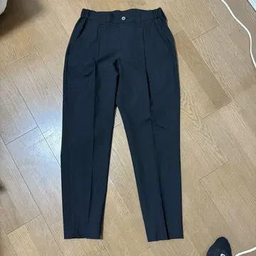 UNITED TOKYO 테이퍼드 슬랙스 1 s