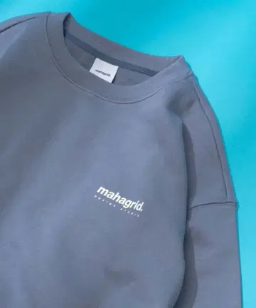 mahargrid. 민트 블루 크루넥 맨투맨