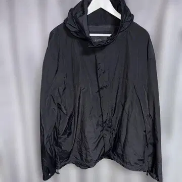 ZARA 나일론 자켓 하프 코트