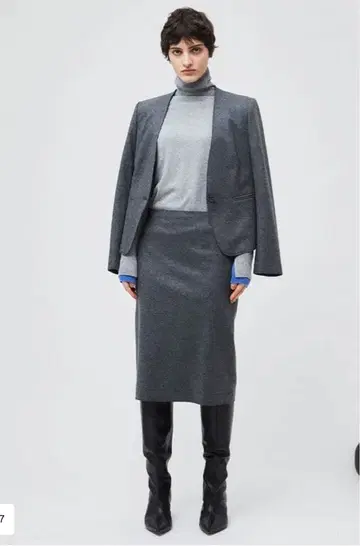 베이지 CORBY / 노카라 자켓, 스커트