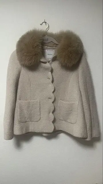 Anatelier 퍼 달린 코트 38