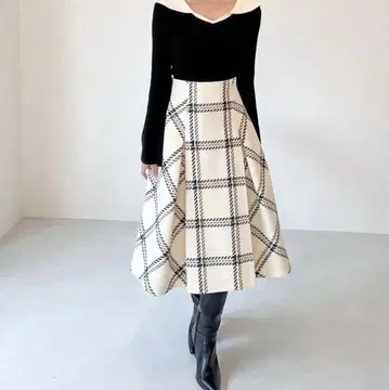 SNIDEL 로빙 체크 미들 스커트
