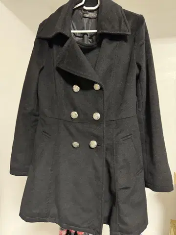 Blue Strive 블랙 더블 브레스트 플레어 코트