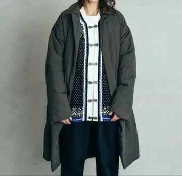 다운 자켓 다운 Revo. 옷깃 배색 롱 기장 체스터 코트