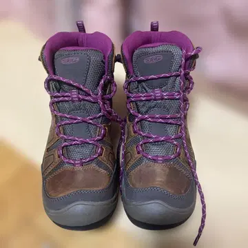 KEEN 트레킹 슈즈 CIRCADIA MID WP 23.5cm