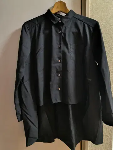 mizuiro ind 블랙 셔츠