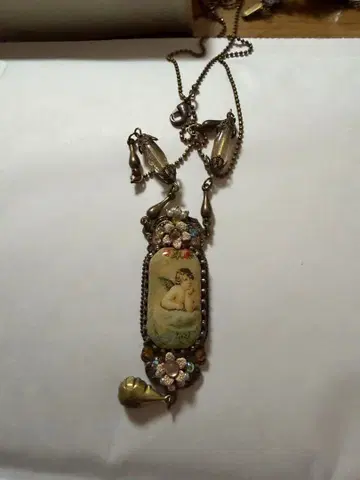 미하엘 네그린 빈티지풍 천사 디자인 목걸이