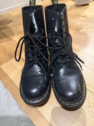 닥터마틴 Dr.Martins 24.5