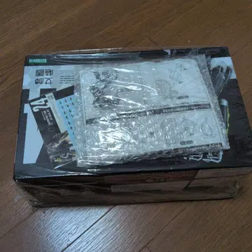 메가미 디바이스 버스터돌 탱크 특전 부품과 데칼 포함
