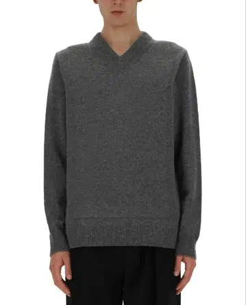 질샌더 브이넥 50