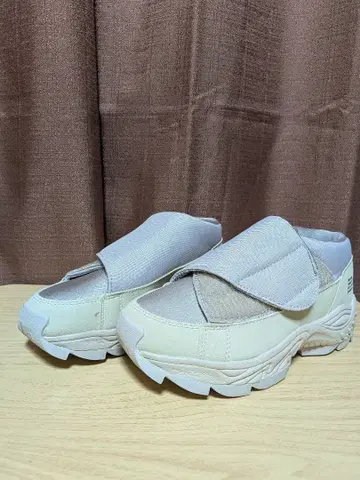 아이보리 슬립온 스니커즈 벨크로 테이프 23cm