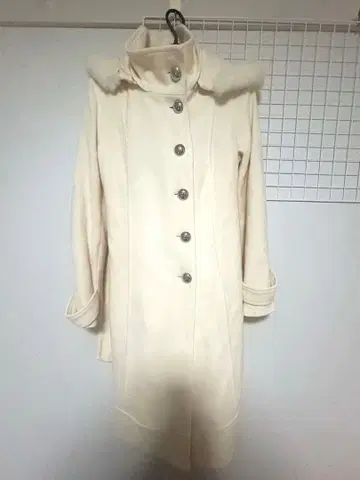 COMME CA ISM 후드 부착 롱 코트 아이보리