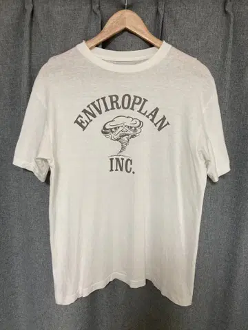 더블 웍스 ENVIROPLAN INC. T셔츠 침염 프린트