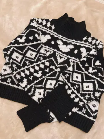 h&m 디즈니 콜라보 미키 니트