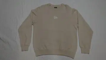 뉴에라 NEWERA 트레이닝복 2회 착용 새상품급
