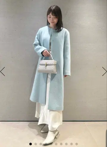 CELFORD 벨트 포함 새틴 내로우 스커트