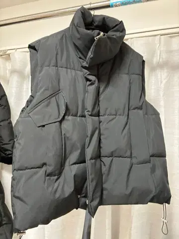 블랙 오버 사이즈 다운 베스트 XXL 하이넥