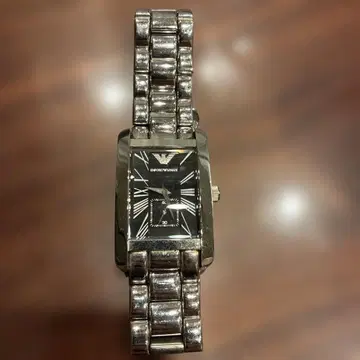 Emporio Armani 아날로그 손목시계 실버