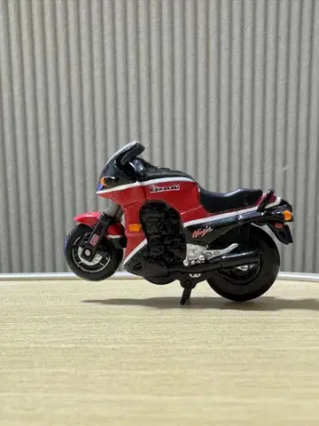 Kawasaki GPZ900R 닌자 초로바이
