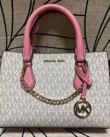 MICHAEL KORS 로고 핸드백
