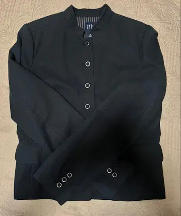 GAP 노카라 스트라이프 자켓