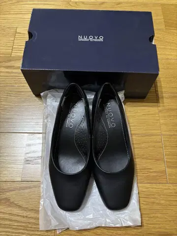 호킨스 NUOVO 블랙 스퀘어토 펌프스