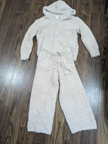 젤라또피케 여성용 셋업 베이지 새상품급